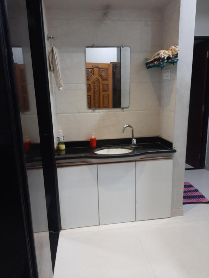 Rajlakshmi Niwas Apartment Solapur Ngoại thất bức ảnh